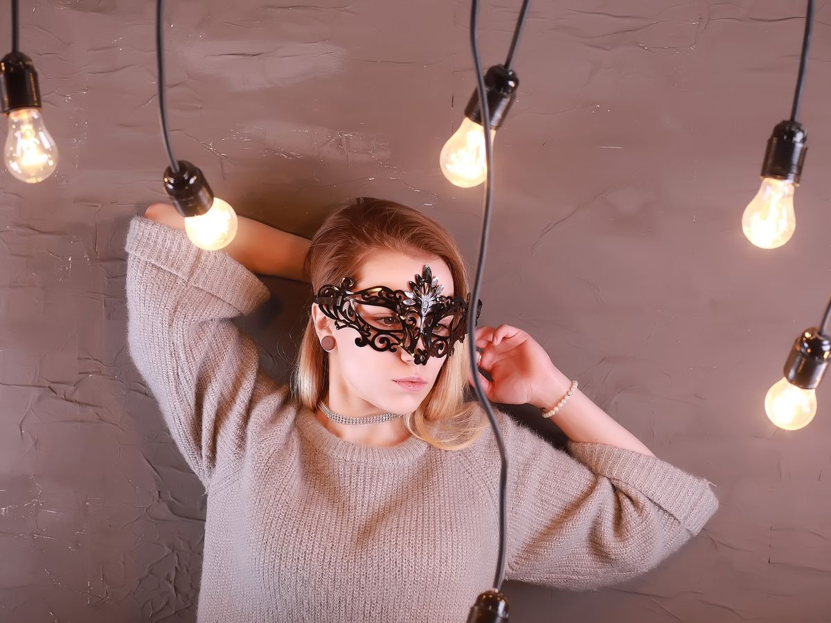 Kreatywne lampy DIY – jak zrobić oryginalne oświetlenie z recyklingu krok po kroku